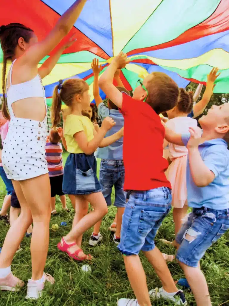 enfants samusant scaled